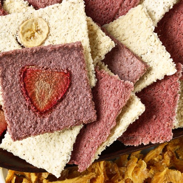 Picture of Dehydrated Strawberry and Banana Crackers
